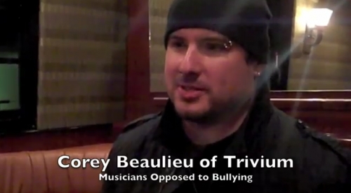 [video] Corey habla sobre el “bullying”