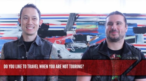 Un d&iacute;a en las vidas de Matt &amp; Corey lejos del estudio y las giras, Pt. 2 [video-entrevista]