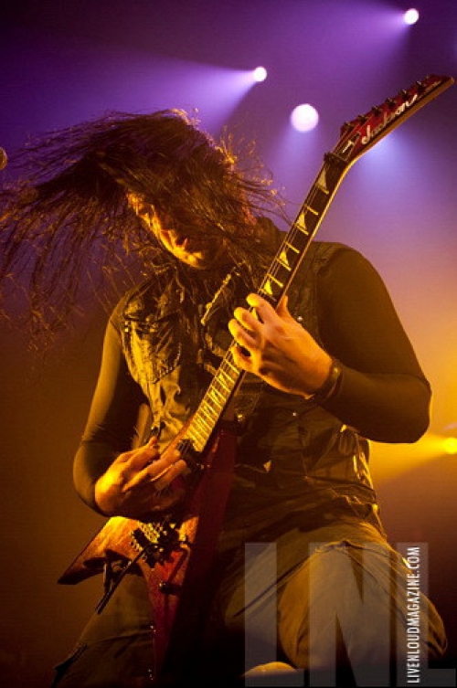 http://livenloudmagazine.photoshelter.com/gallery/Trivium-Montreal-QC-Metropolis/G0000jwLheOL0prs